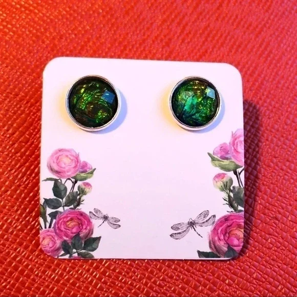 Handmade Green Stud Earrings - Picture 1 of 3